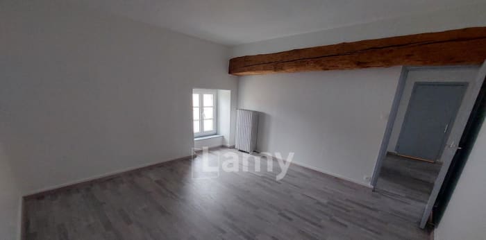 Image 7 sur 10 - Appartement  ·  Location · Issoire (63500) · 3 pièces · 81m²
