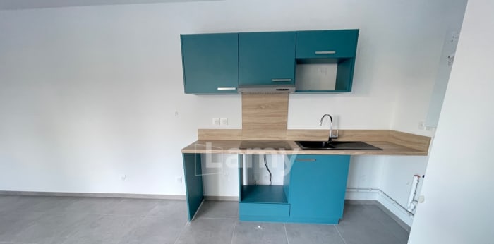 Image 4 sur 9 - Appartement  ·  Location · Bourg En Bresse (01000) · 2 pièces · 51m²