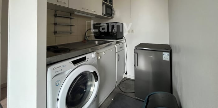 Image 4 sur 8 - Appartement  ·  Location · Reims (51100) · 1 pièce · 25m²