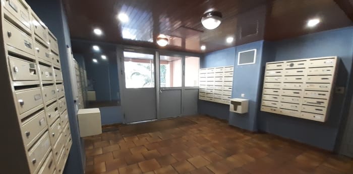 Image 8 sur 9 - Appartement  ·  Location · Marseille (13010) · 1 pièce · 24m²