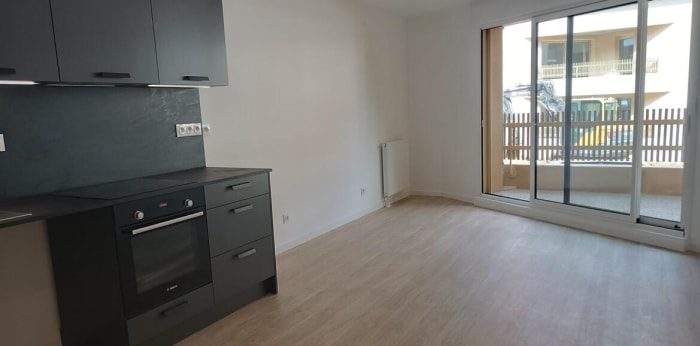 Image 2 sur 6 - Appartement  ·  Location · Tours (37100) · 2 pièces · 39m²