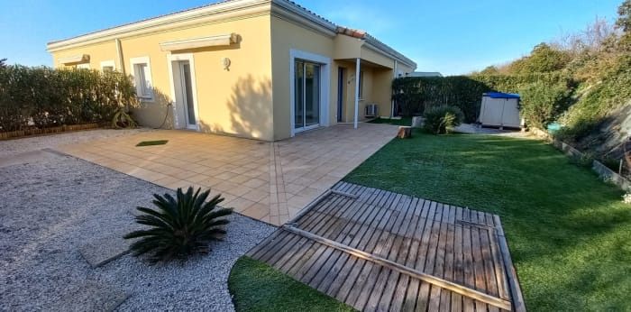 Image 1 sur 9 - Appartement  ·  Location · Vias (34450) · 2 pièces · 51m²