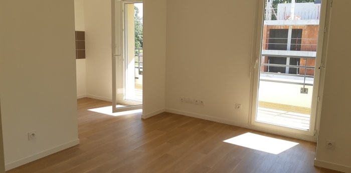 Image 7 sur 9 - Appartement  ·  Location · La Roche Sur Yon (85000) · 1 pièce · 30m²