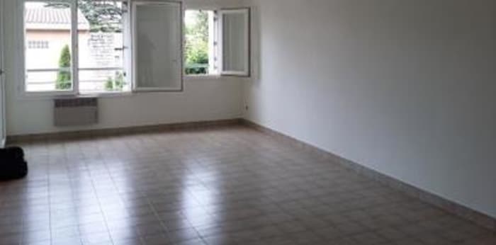Image 7 sur 18 - Appartement  ·  Location · Sisteron (04200) · 3 pièces · 69m²