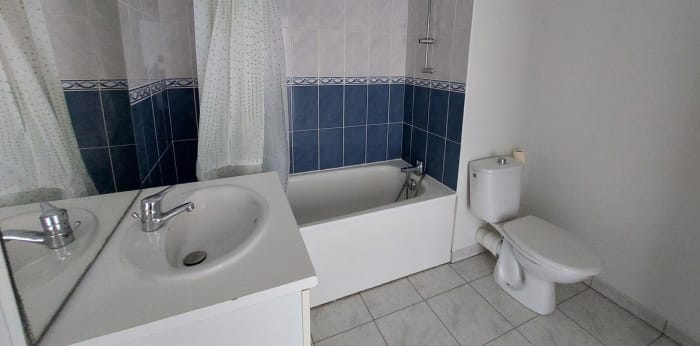 Image 6 sur 9 - Appartement  ·  Location · La Roche Sur Yon (85000) · 2 pièces · 43m²