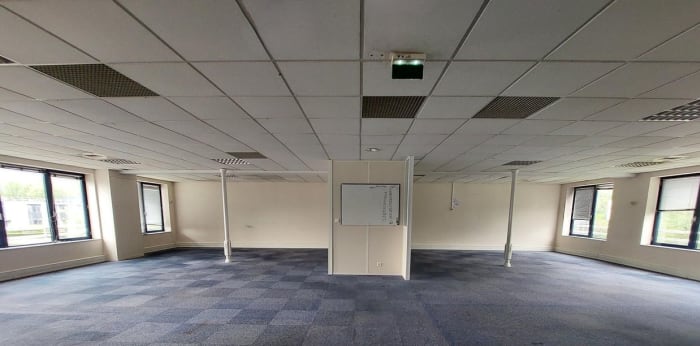 Image 1 sur 7 - Bureaux  ·  Location · Meylan (38240) · 308m²