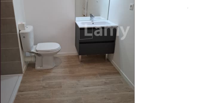 Image 5 sur 5 - Appartement  ·  Location · Montbazon (37250) · 2 pièces · 46m²