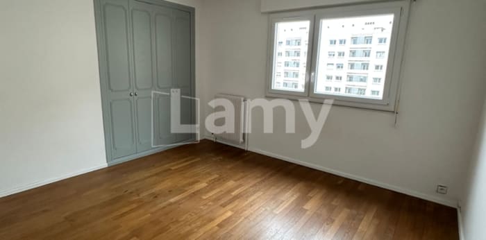 Image 6 sur 7 - Appartement  ·  Location · Lyon (69007) · 3 pièces · 89m²