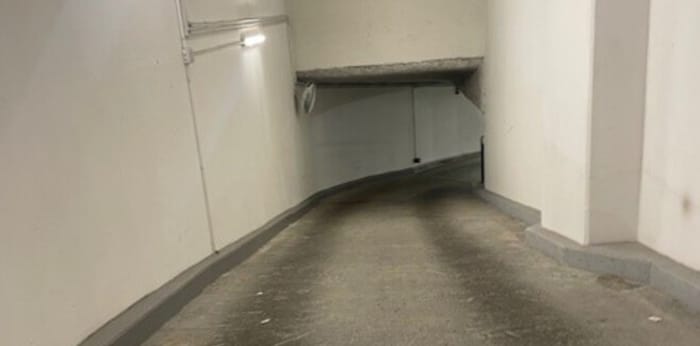 Image 3 sur 5 - Parking/box  ·  Location · Paris (75015)
