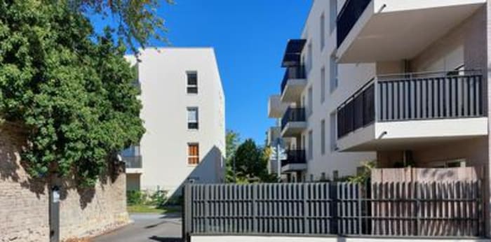 Image 4 sur 5 - Parking/box  ·  Location · Reims (51100) · 10m²