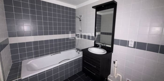 Image 4 sur 7 - Appartement  ·  Location · Rouen (76100) · 2 pièces · 59m²