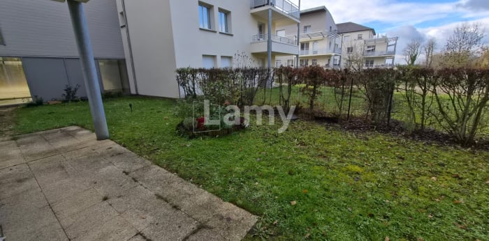 Image 9 sur 12 - Appartement  ·  Location · St Georges Sur Baulche (89000) · 2 pièces · 49m²