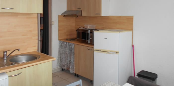 Image 14 sur 19 - Appartement  ·  Location · Nimes (30900) · 1 pièce · 27m²
