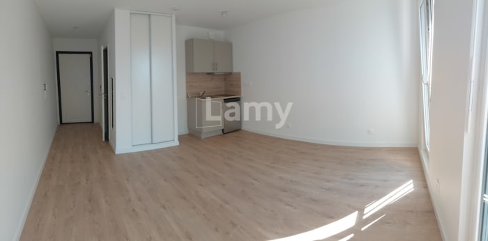 Image 1 sur 6 - Appartement  ·  Location · Nancy (54000) · 1 pièce · 27m²