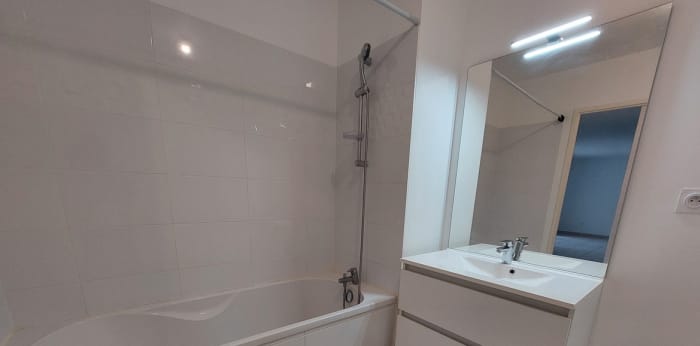 Image 4 sur 7 - Appartement  ·  Location · Montpellier (34070) · 3 pièces · 60m²