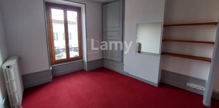 Image 8 sur 14 - Appartement  ·  Location · Issoire (63500) · 3 pièces · 87m²