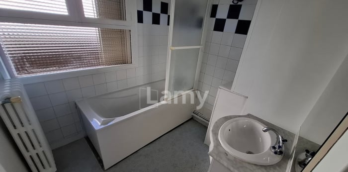 Image 7 sur 7 - Appartement  ·  Location · Courbevoie (92400) · 4 pièces · 70m²
