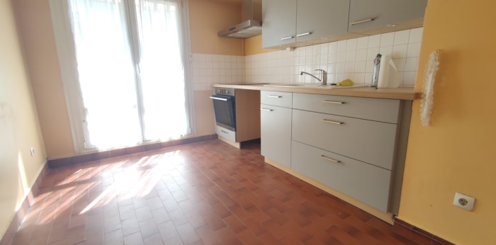 Image 1 sur 8 - Appartement  ·  Location · Vesoul (70000) · 3 pièces · 68m²