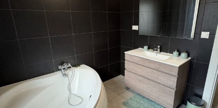 Image 4 sur 8 - Appartement  ·  Location · Pontarlier (25300) · 4 pièces · 92m²