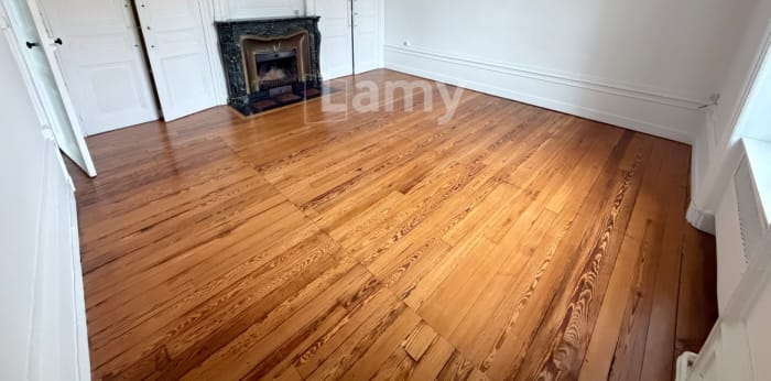 Image 1 sur 9 - Appartement  ·  Location · Villefranche Sur Saone (69400) · 5 pièces · 111m²