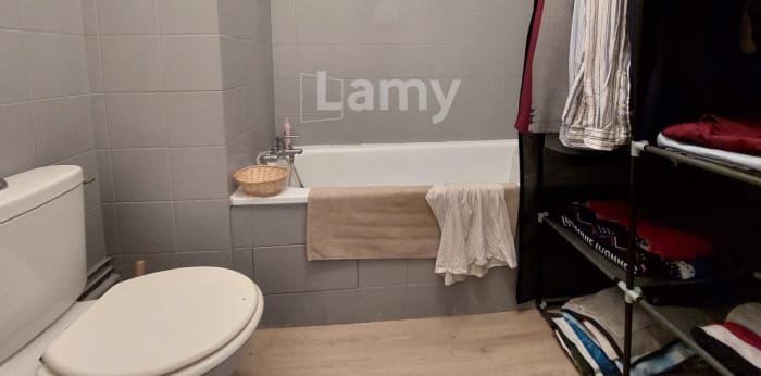 Image 9 sur 10 - Appartement  ·  Location · Limoges (87000) · 2 pièces · 48m²