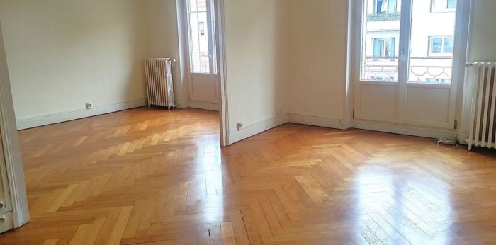 Image 1 sur 9 - Appartement  ·  Location · Chalon Sur Saone (71100) · 4 pièces · 98m²