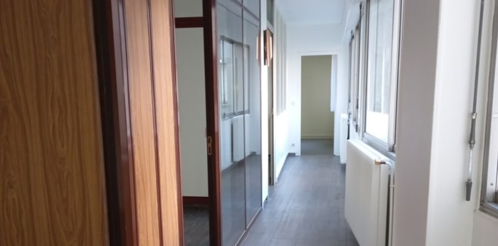 Image 5 sur 5 - Bureaux  ·  Location · Limoges (87000) · 5 pièces · 106m²