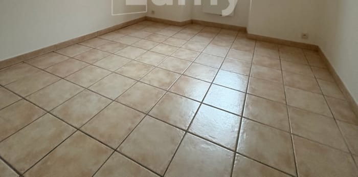 Image 5 sur 11 - Maison/villa  ·  Location · Caderousse (84860) · 3 pièces · 56m²