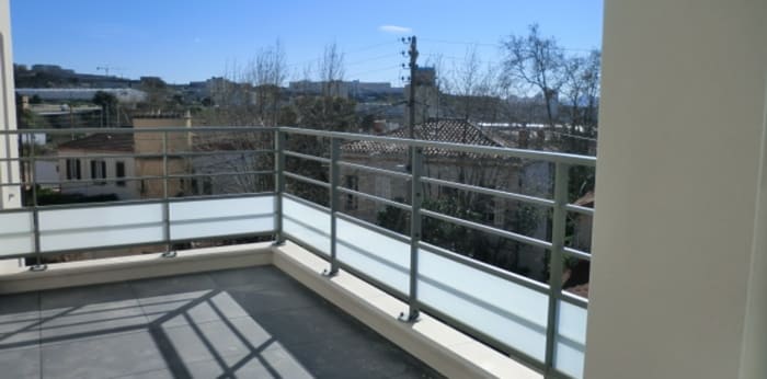 Image 1 sur 11 - Appartement  ·  Location · Marseille (13016) · 3 pièces · 61m²