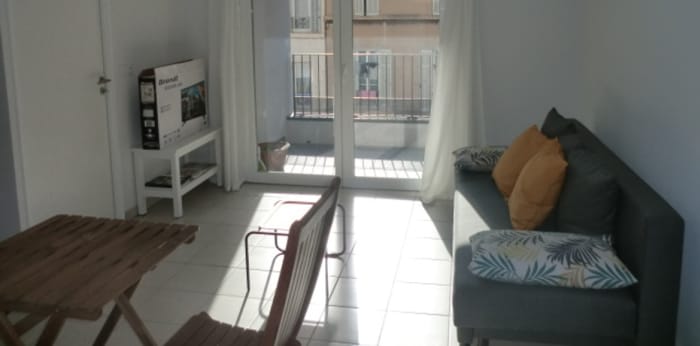 Image 2 sur 9 - Appartement  ·  Location · Marseille (13015) · 2 pièces · 34m²