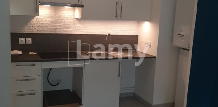 Image 4 sur 6 - Appartement  ·  Location · Villeurbanne (69100) · 3 pièces · 57m²