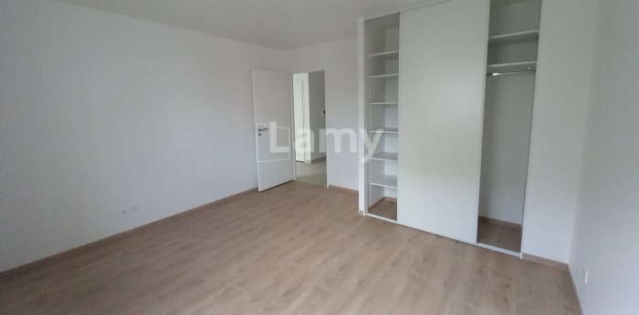 Image 9 sur 16 - Appartement  ·  Location · Chenove (21300) · 2 pièces · 55m²