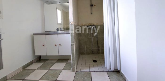 Image 12 sur 14 - Maison/villa  ·  Location · Lauriere (87370) · 4 pièces · 100m²
