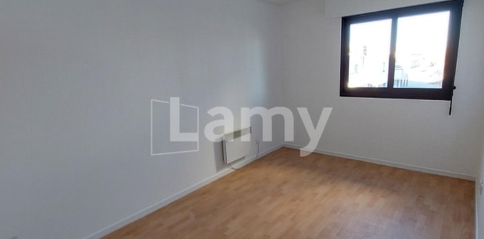 Image 11 sur 13 - Appartement  ·  Location · Talence (33400) · 2 pièces · 48m²