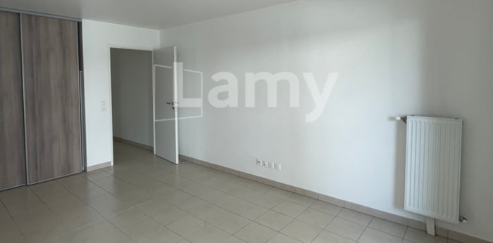 Image 2 sur 8 - Appartement  ·  Location · Rouen (76000) · 3 pièces · 66m²