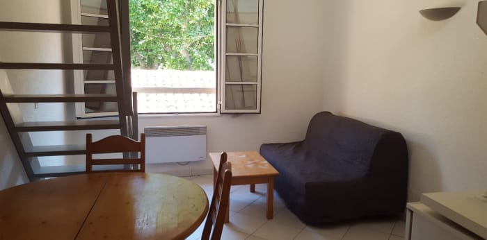 Image 6 sur 8 - Appartement  ·  Location · Aix En Provence (13100) · 1 pièce · 27m²