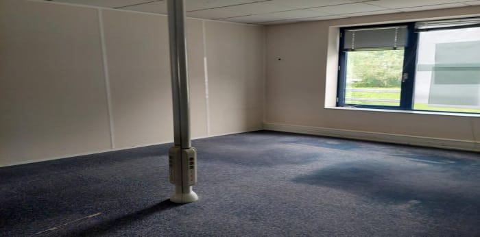 Image 6 sur 7 - Bureaux  ·  Location · Meylan (38240) · 308m²