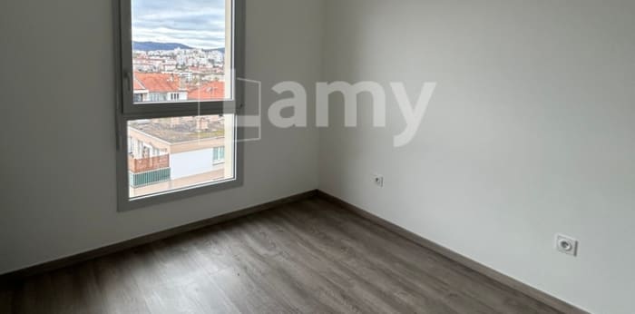 Image 5 sur 9 - Appartement  ·  Location · Clermont Ferrand (63000) · 3 pièces · 61m²