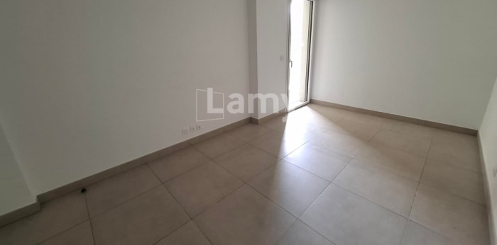 Image 7 sur 11 - Appartement  ·  Location · Marseille (13008) · 3 pièces · 68m²
