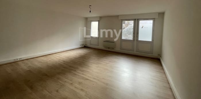 Image 1 sur 7 - Appartement  ·  Location · Lille (59800) · 3 pièces · 79m²