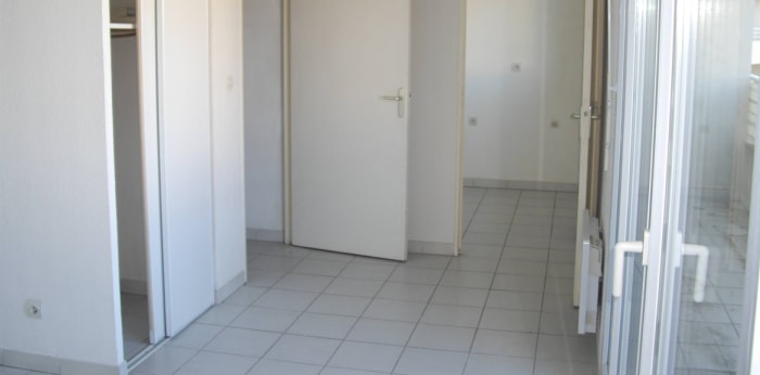 Image 3 sur 7 - Appartement  ·  Location · St Jean De Vedas (34430) · 1 pièce · 33m²