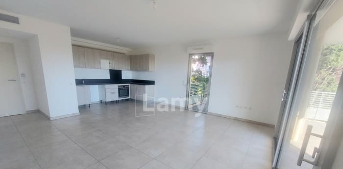 Image 1 sur 9 - Appartement  ·  Location · Aix En Provence (13090) · 3 pièces · 78m²