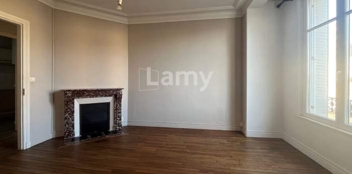 Image 8 sur 13 - Appartement  ·  Location · Reims (51100) · 4 pièces · 81m²