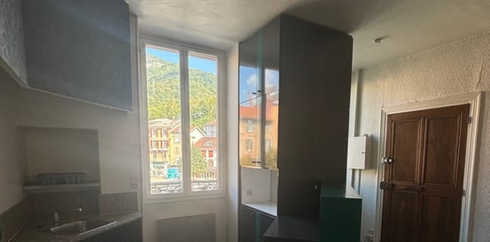 Image 10 sur 11 - Appartement  ·  Location · Voiron (38500) · 1 pièce · 30m²