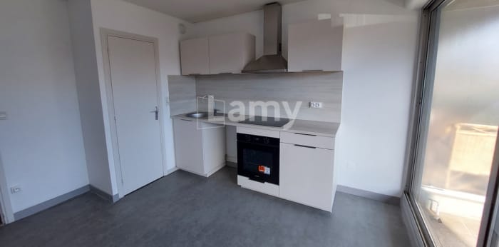 Image 4 sur 11 - Appartement  ·  Location · Issoire (63500) · 4 pièces · 83m²