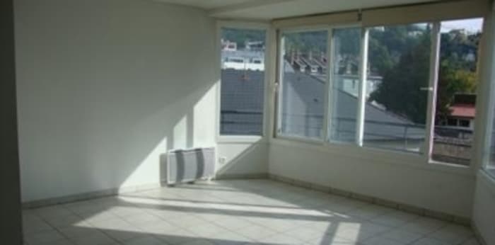 Image 1 sur 6 - Appartement  ·  Location · Aix Les Bains (73100) · 3 pièces · 72m²