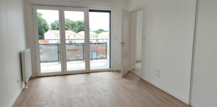 Image 1 sur 7 - Appartement  ·  Location · La Roche Sur Yon (85000) · 2 pièces · 42m²