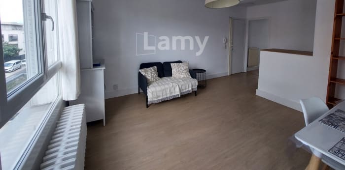 Image 4 sur 18 - Appartement  ·  Location · Nimes (30000) · 3 pièces · 54m²