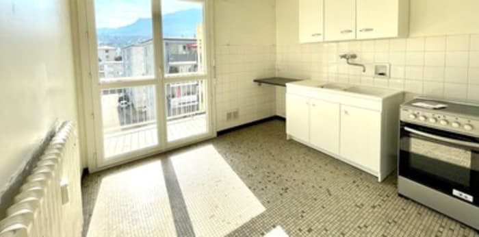 Image 1 sur 13 - Appartement  ·  Location · Aix Les Bains (73100) · 2 pièces · 43m²