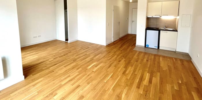 Image 2 sur 5 - Appartement  ·  Location · Rueil Malmaison (92500) · 1 pièce · 38m²